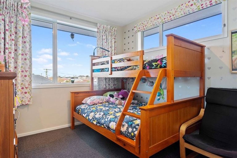 Photo of property in 172 Pacific Road, North New Brighton, Christchurch, 8083