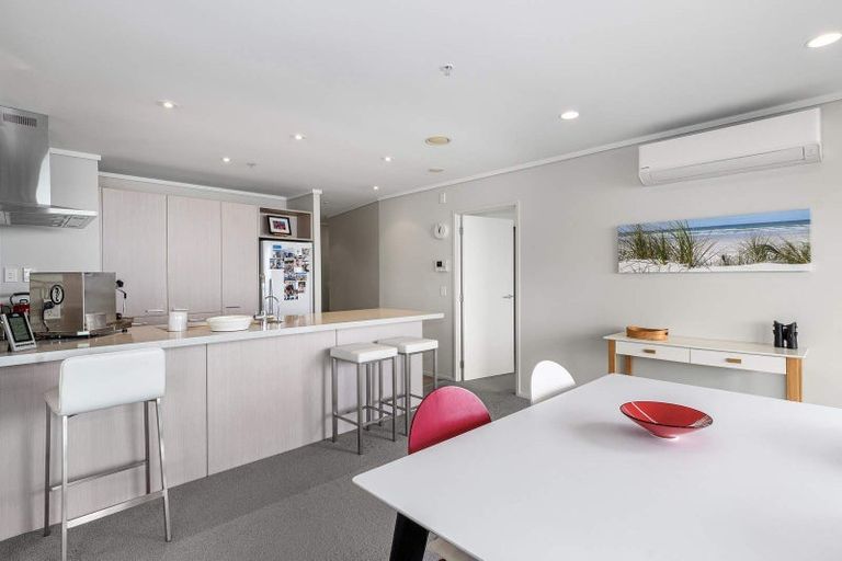 Photo of property in 12/72e Devonport Road, Tauranga, 3110