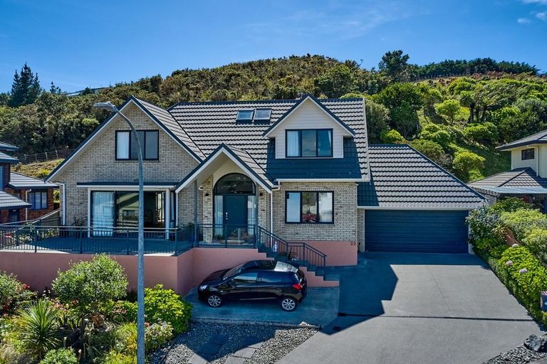 Photo of property in 23 Kilkelly Close, Tawa, Wellington, 5028