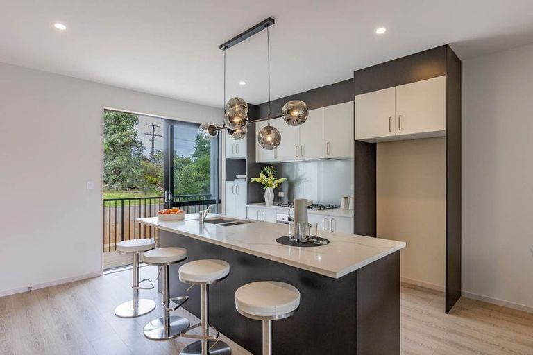 Photo of property in 12 Pipi Place, Browns Bay, Auckland, 0630