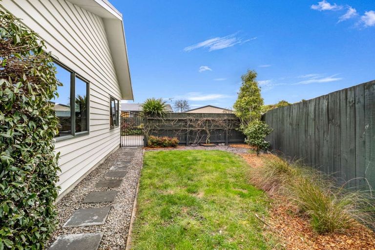 Photo of property in 34 Dahlstrom Grove, Kelvin Grove, Palmerston North, 4414