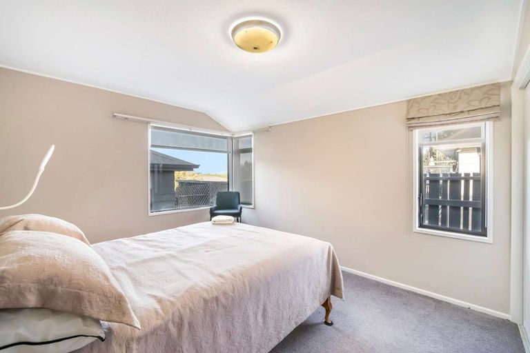 Photo of property in 11 Swift Street, South Hill, Oamaru, 9400