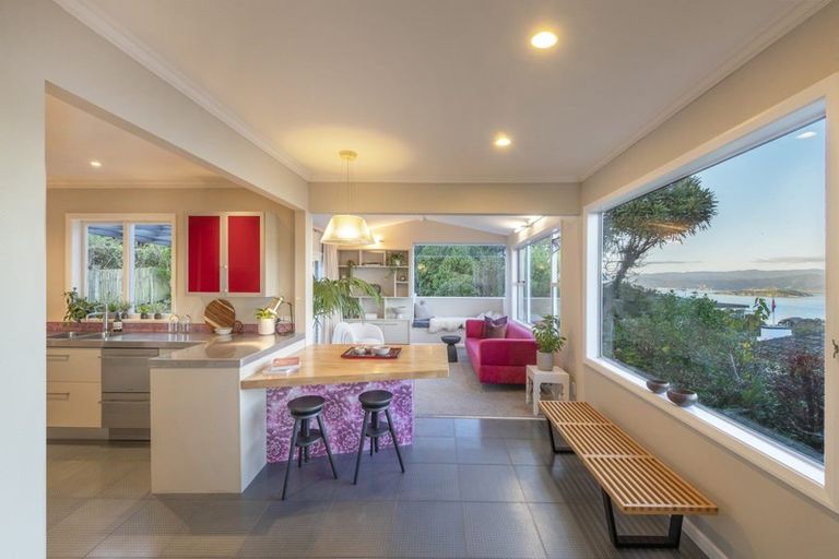 Photo of property in 13 Whitu Street, Khandallah, Wellington, 6035