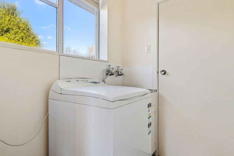 Photo of property in 15 Dovedale Avenue, Ilam, Christchurch, 8041