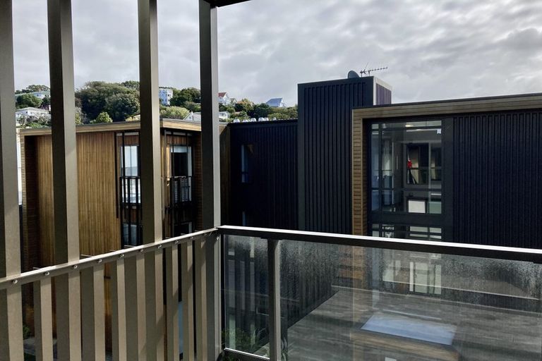 Photo of property in Vedado Apartments, 307/41u Hopper Street, Mount Cook, Wellington, 6011