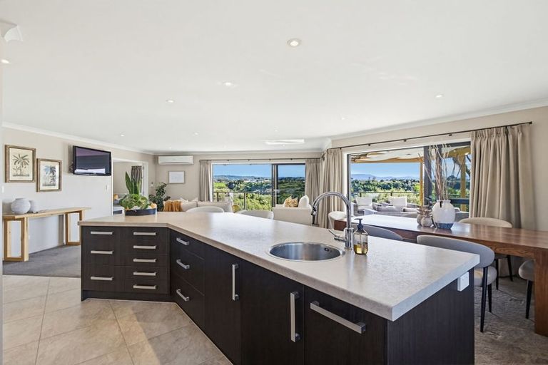 Photo of property in 64 Sereno Vista, Bellevue, Tauranga, 3110