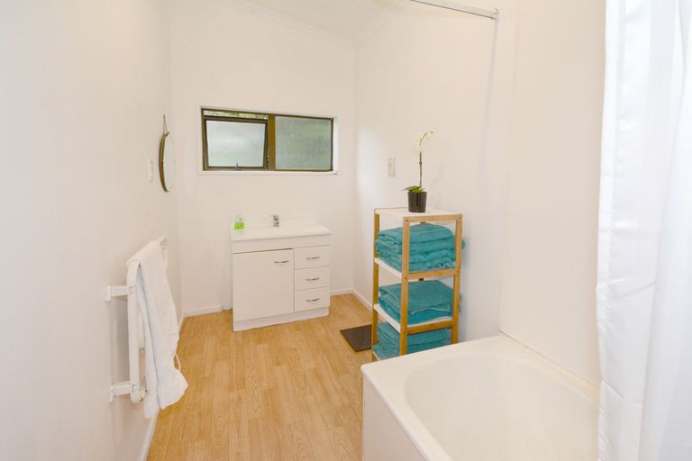 Photo of property in 12 Shand Street, Green Island, Dunedin, 9018