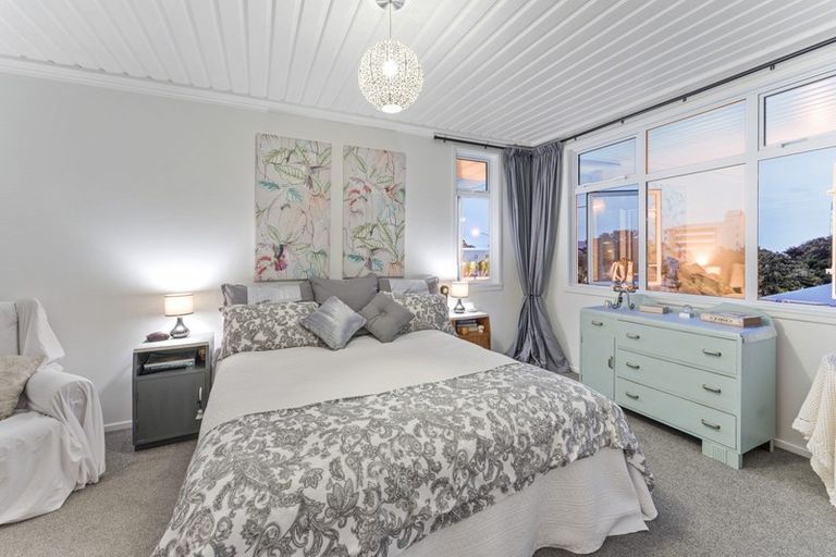 Photo of property in 55 Vivian Street, New Plymouth, 4310
