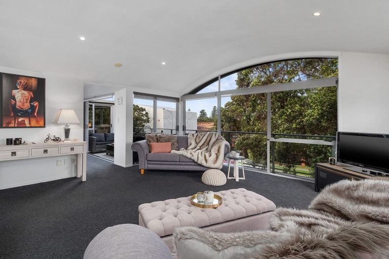 Photo of property in 208/27 Banks Avenue, Mount Maunganui, 3116