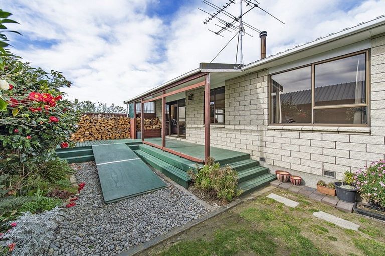 Photo of property in 19 Greendale Road, Darfield, 7510