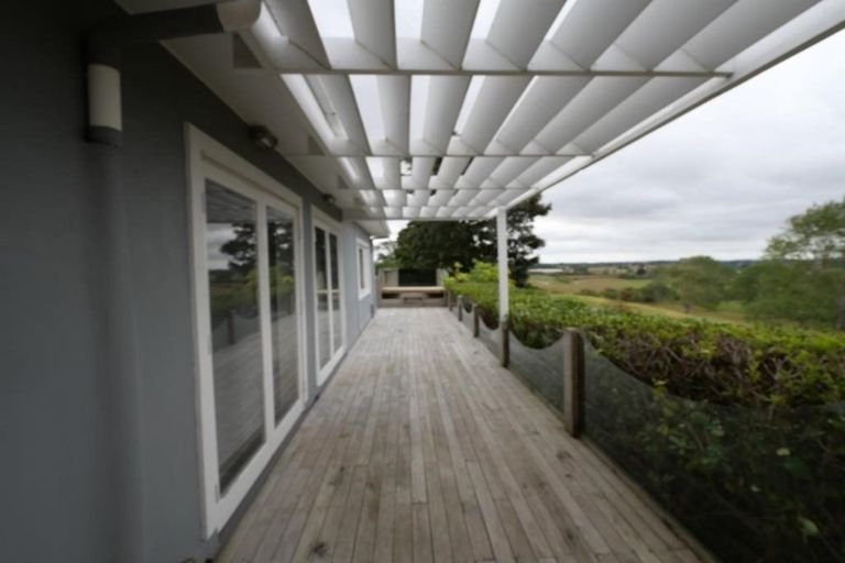 Photo of property in 189 Jutland Road, Pukekohe, 2120