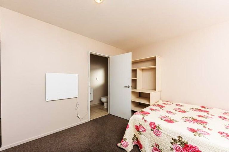 Photo of property in 55a Wharenui Road, Upper Riccarton, Christchurch, 8041