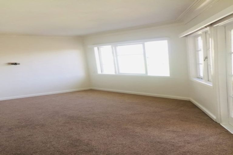 Photo of property in 1/11 Station Road, Takanini, 2112