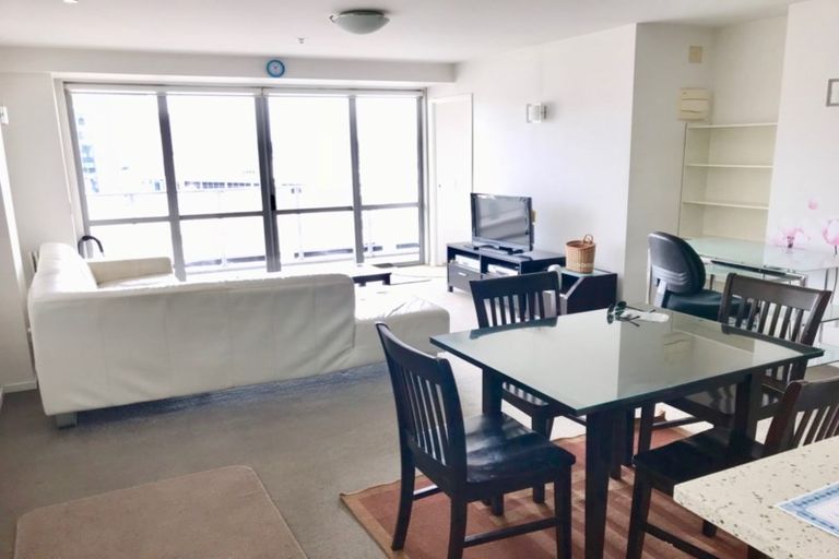 Photo of property in 135 Victoria Street, Cambridge, 3434