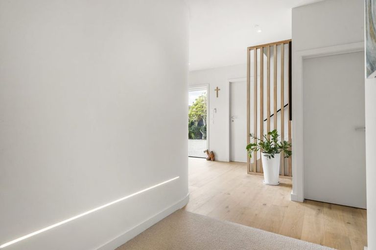 Photo of property in 61a Castor Bay Road, Castor Bay, Auckland, 0620