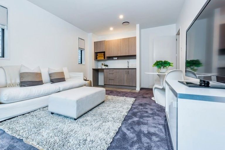 Photo of property in 42 Catalina Drive, Hobsonville, Auckland, 0616
