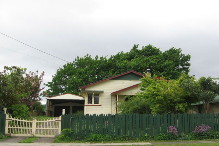 Photo of property in 16 Aorangi Road, Paeroa, 3600