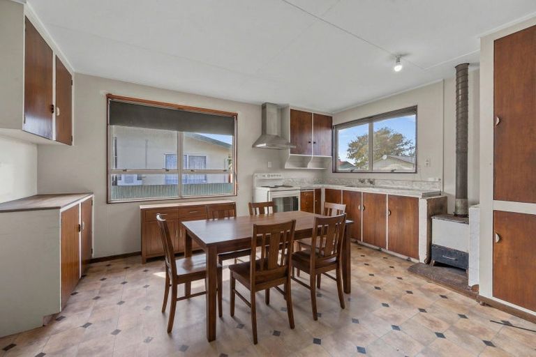 Photo of property in 4 Cabot Place, Flaxmere, Hastings, 4120