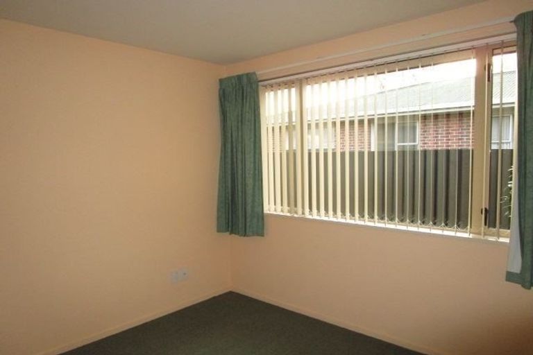 Photo of property in 41 Seymour Street, Hornby, Christchurch, 8042