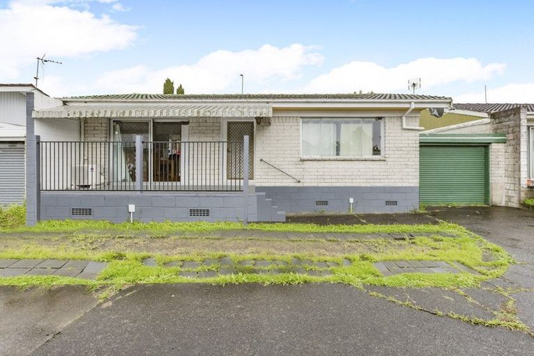 Photo of property in 2/27 Weymouth Road, Manurewa, Auckland, 2102