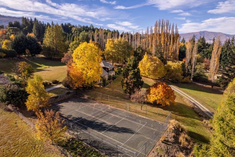 Photo of property in 385 Littles Road, Dalefield, Queenstown, 9371
