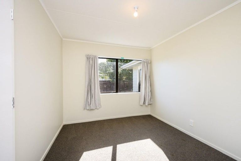 Photo of property in 67 Geraldine Crescent, Cloverlea, Palmerston North, 4412