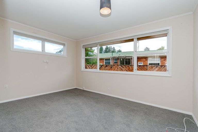 Photo of property in 6 Gerrand Place, Chedworth, Hamilton, 3210