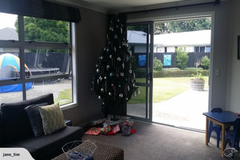 Photo of property in 21 Jasmine Place, Cambridge, 3434