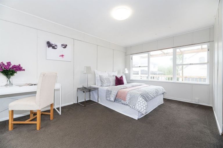 Photo of property in 38 Elliott Avenue, Bayview, Auckland, 0629