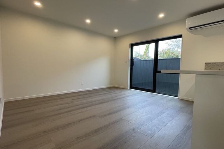 Photo of property in 75 Cardiff Road, Pakuranga, Auckland, 2010