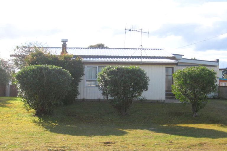 Photo of property in 209a Linton Crescent, Whangamata, 3620