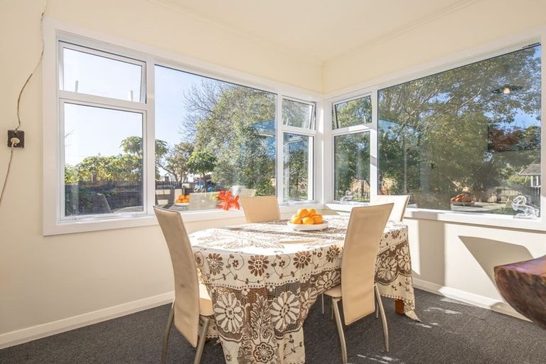 Photo of property in 19 Russell Street, Westport, 7825