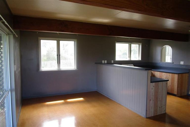 Photo of property in 67 Napier Road, Havelock North, 4130