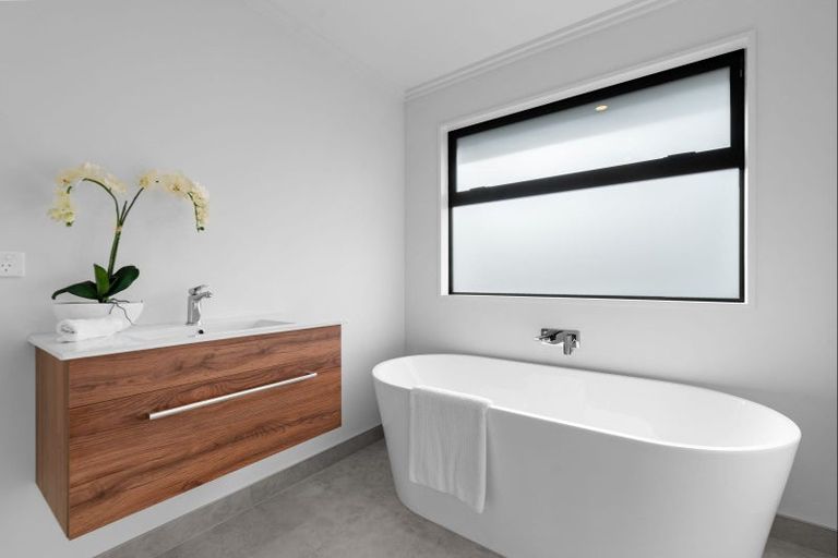 Photo of property in 100 Ed Hillary Drive, Rolleston, 7615