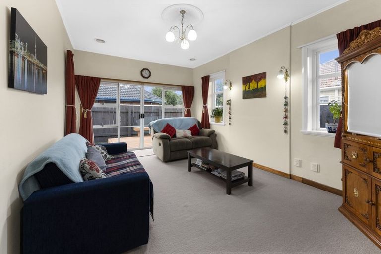 Photo of property in 31 Nile Street, Waterloo, Lower Hutt, 5011
