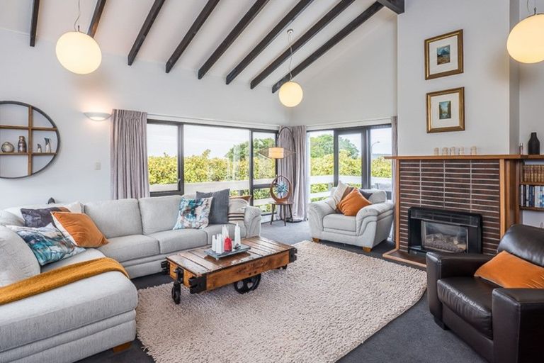 Photo of property in 8 Kea Street, Waikanae, 5036