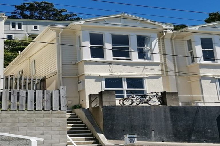 Photo of property in 84 Rolleston Street, Mount Cook, Wellington, 6021