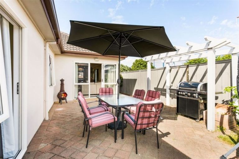 Photo of property in 93 Espalier Drive, Henderson, Auckland, 0612