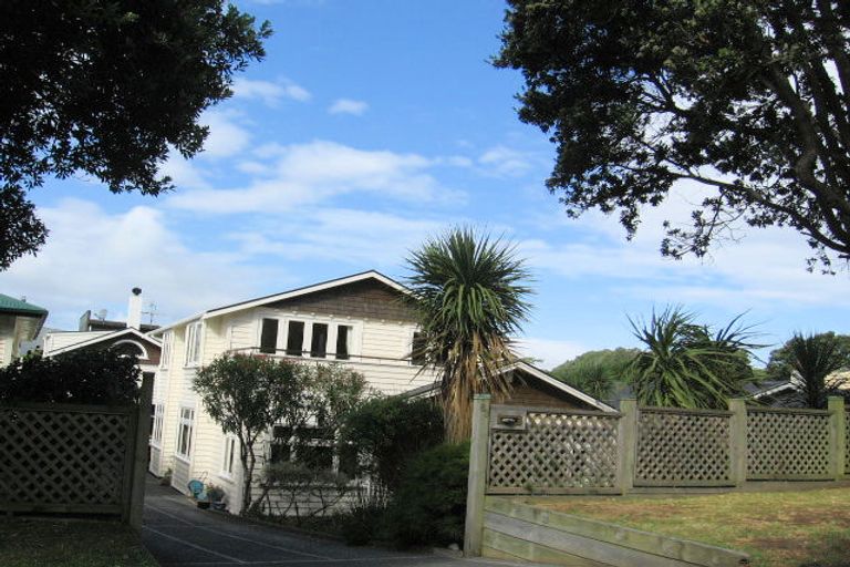 Photo of property in 63 Falkirk Avenue, Seatoun, Wellington, 6022