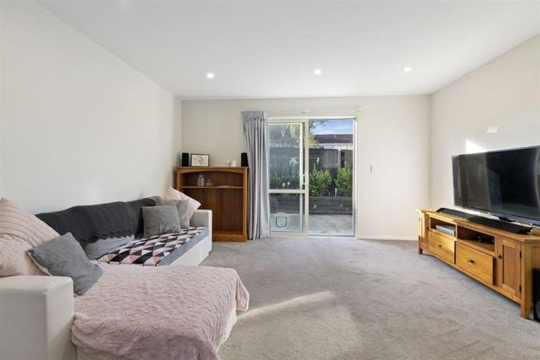 Photo of property in 3/469 Worcester Street, Linwood, Christchurch, 8011