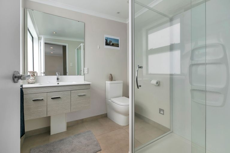 Photo of property in 30 Squadron Drive, Hobsonville, Auckland, 0616