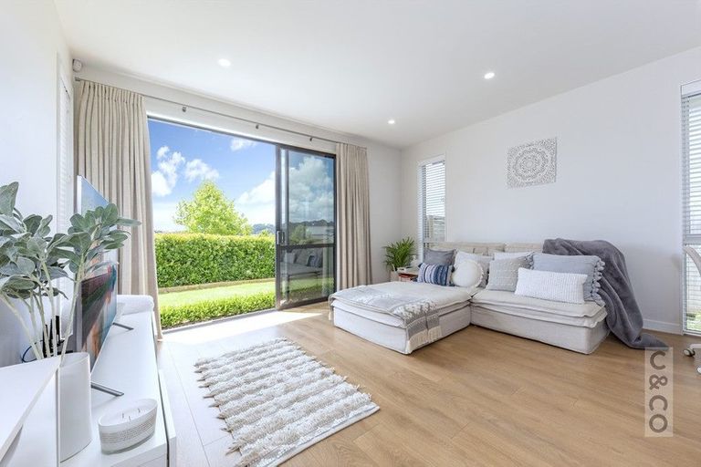 Photo of property in 6 Dinning Road, Riverhead, 0820