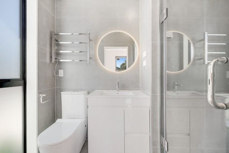 Photo of property in 61a Marendellas Drive, Bucklands Beach, Auckland, 2014