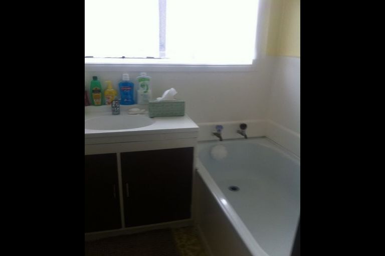 Photo of property in 2/33 Kimpton Road, Papatoetoe, Auckland, 2025