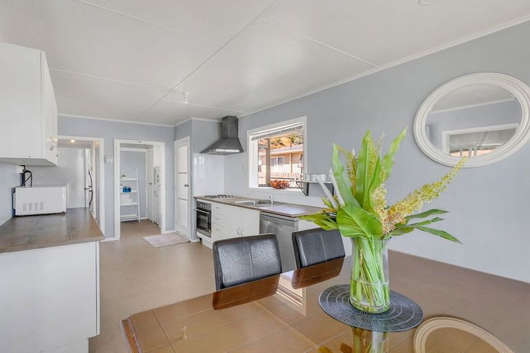 Photo of property in 71 Arahura Crescent, Waitangirua, Porirua, 5024