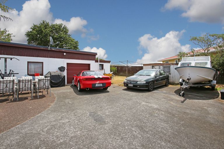 Photo of property in 5 Hooks Road, Manurewa, Auckland, 2102