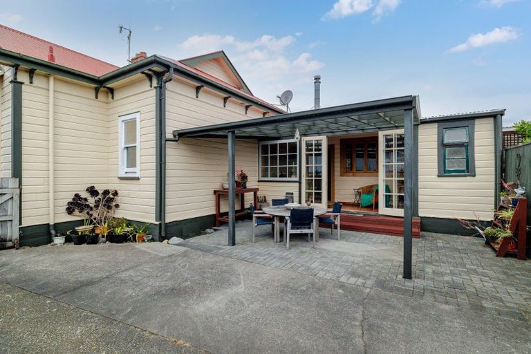 Photo of property in 6 Pascal Street, Palmerston North, 4410