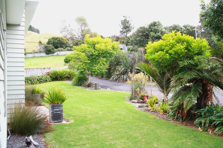 Photo of property in 1 Pukeko Way, Whiritoa, Whangamata, 3691