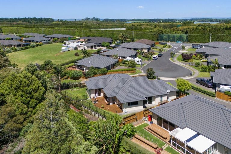 Photo of property in 10 Friis Drive, Katikati, 3178