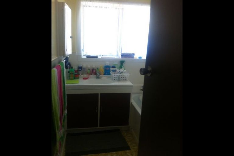 Photo of property in 2/33 Kimpton Road, Papatoetoe, Auckland, 2025